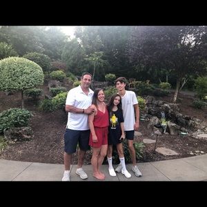 Meet your Posher, Sara